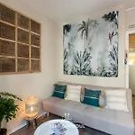 Emeraude Cozy Nest 3 Heart Of Historic District 2 Guests